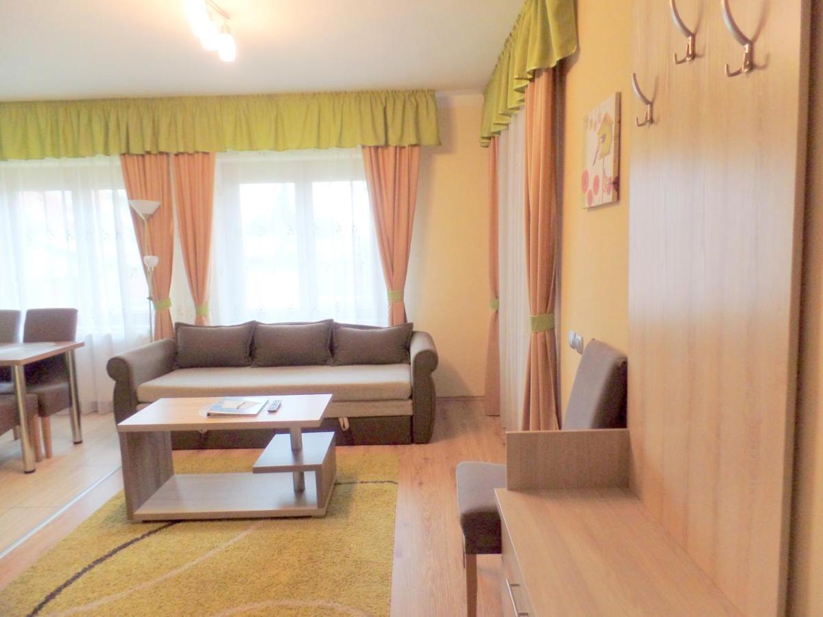 Apartman Siesta Buek - Buekfuerdo Exterior photo